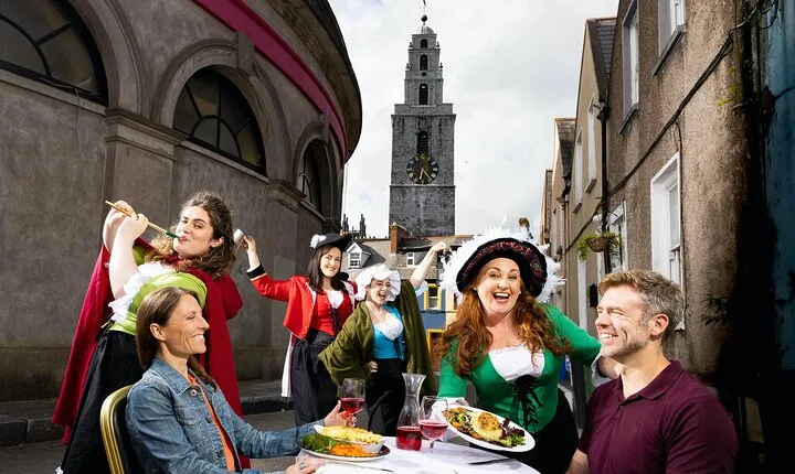 Hysterical Histories Cork Dinner Theatre Show