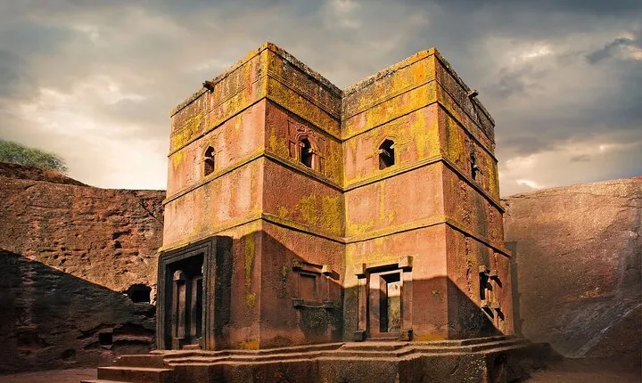 9 Days Tours To Danakil Depression, Simen MNP, Lalibela With Omo Valley Tribes