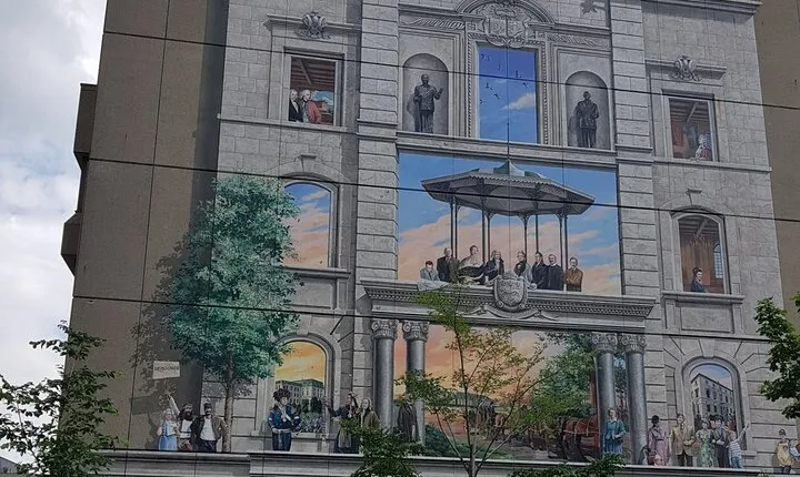 Québec City self-guided walking tour & scavenger hunt