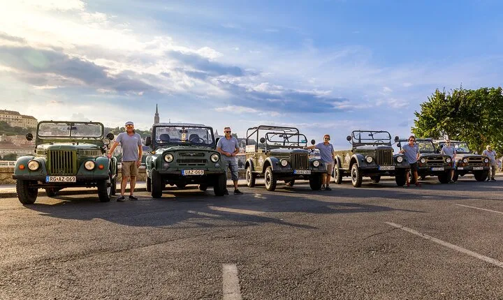 Budapest Private City Tour With a Vintage Russian Jeep