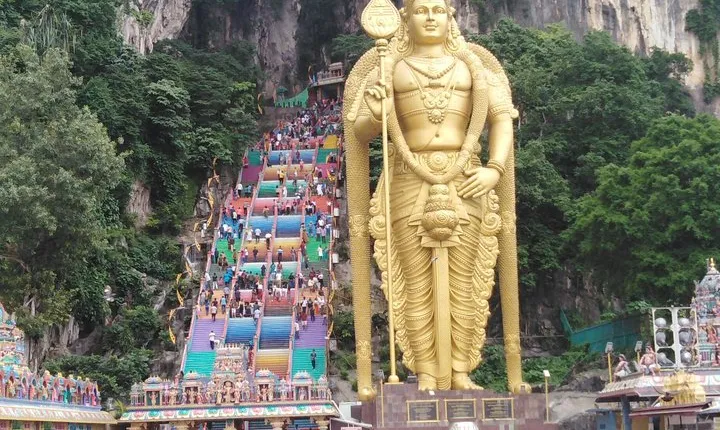 Day Trip to Batu Caves & Firefly