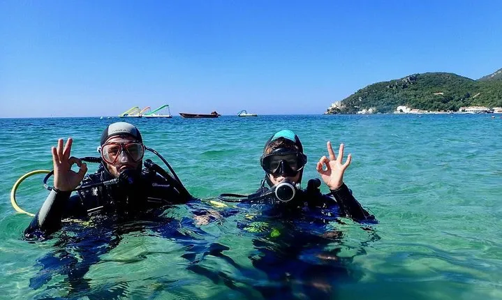 Lisbon Active Tourism - Diving in Arrábia - Sesimbra