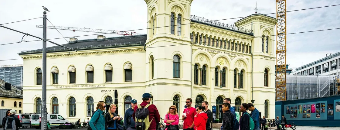 Discover the highlights of Oslo in a private walking tour