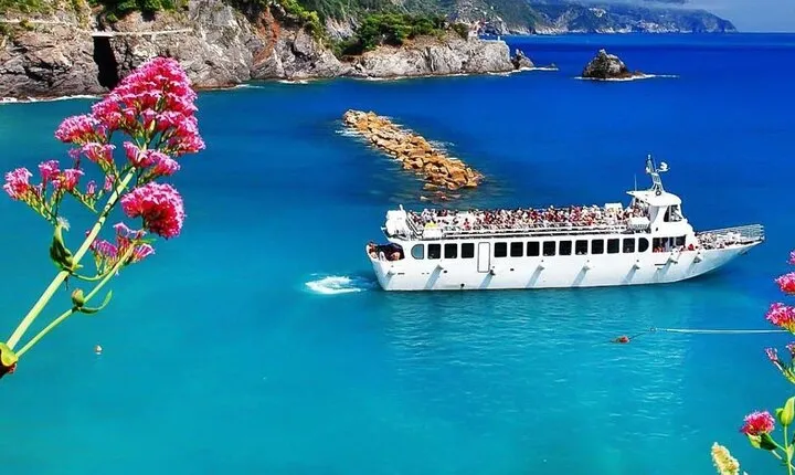 Full-Day Private Tour from La Spezia to Cinque Terre