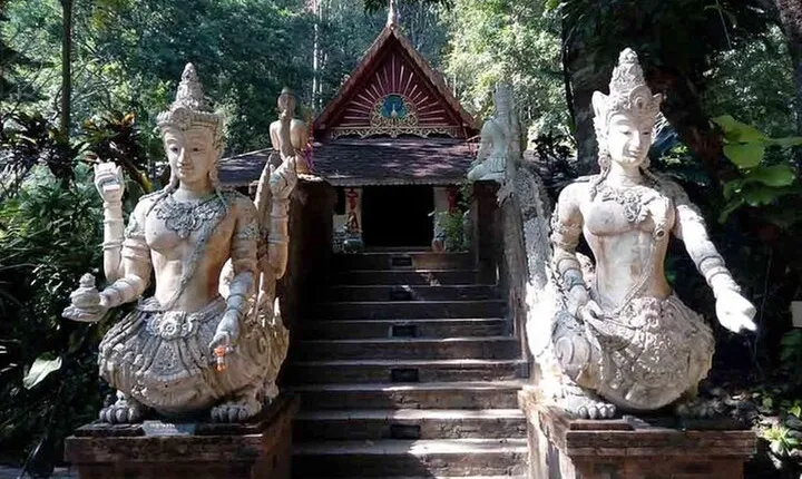 Wat Phra That Doi Suthep and Wat Pha lat Evening Tour and Guide