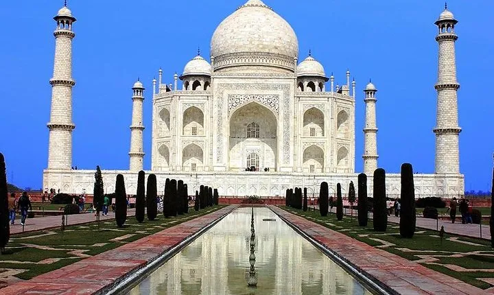 7 Nights 8 Days Golden Triangle of India with Nepal