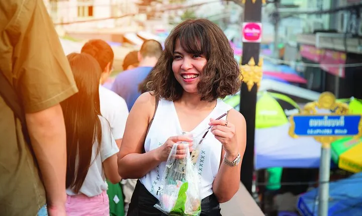 Amphawa & Railway Markets & Firefly Boat Ride: Multi-Lang Private Tour from BKK