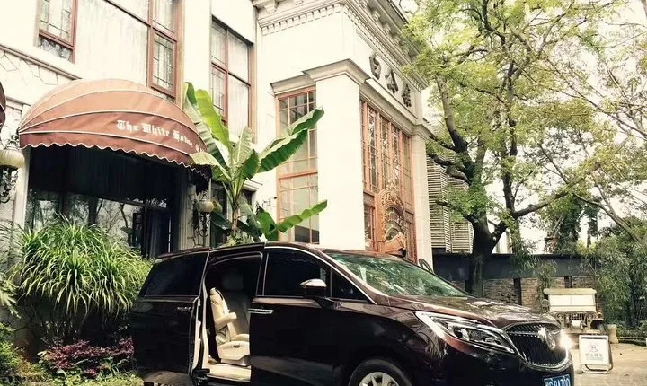 Chengdu hotel to Chengdu Shuangliu(CTU)/Tianfu(TFU) Airport