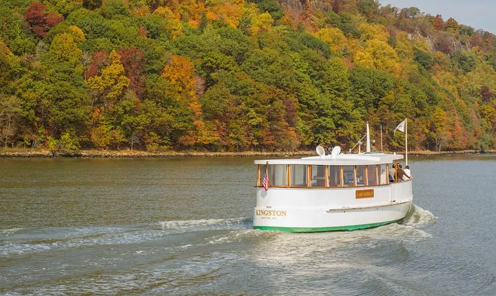 New York Fall Foliage Cruise up the Hudson River