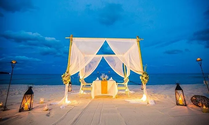 Romantic 4-Course Dinner for Two on the Beach by the Amari Samui