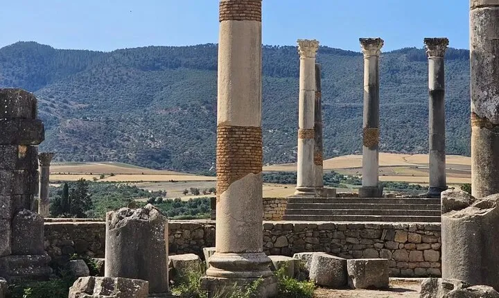 Rabat: 8 hours private tour to Volubilis and Meknes with pickup 