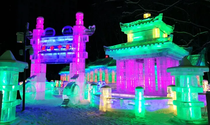 Harbin Ice Lantern Show and Center Street Tour