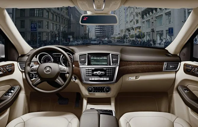 Bologna Private Transfer from Bologna Airport to City centre