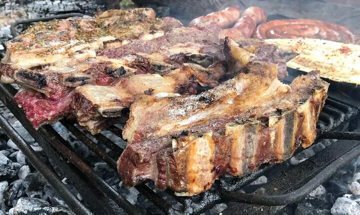 Outdoor BBQ at Finca La Cruz