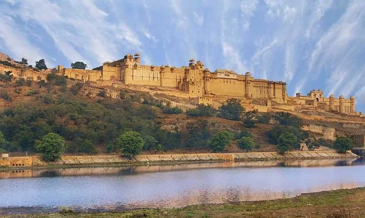 4 Days Guided Tour of Jaipur & Jodhpur With Drop at Udaipur With Lunch & Hotels