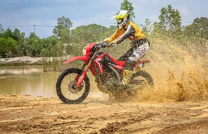 Pattaya Enduro Dirt Bike Tour - A Guided Motorcycle Tour