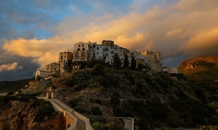 Private Tour of Sperlonga at Sunset