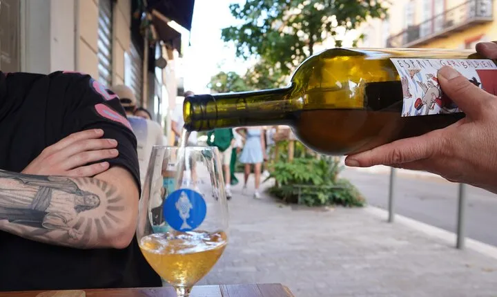Nice The Mediterranean art DE vivre with 3 wines and 3 cold meats