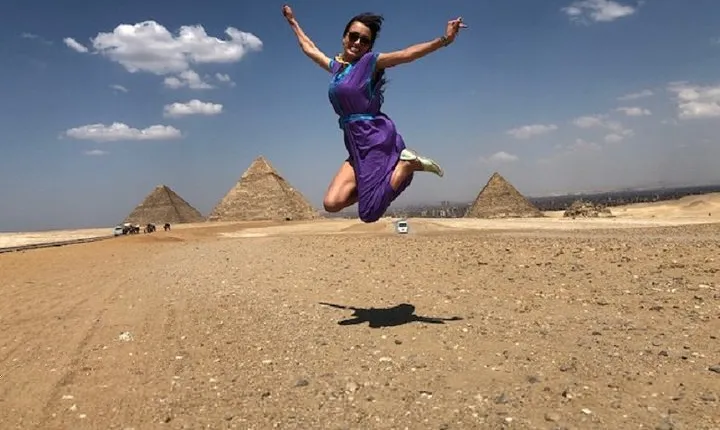 Vip Day Tour to Giza Pyramids, Sphinx, Gem Museum, and Lunch