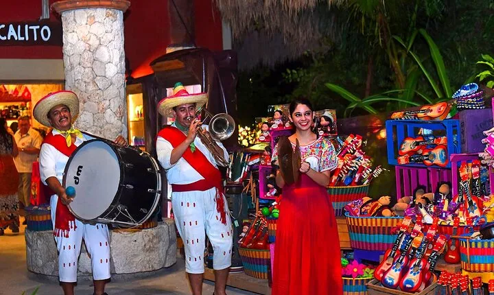 Xoximilco - Discover the Mexican Culture from Cancun