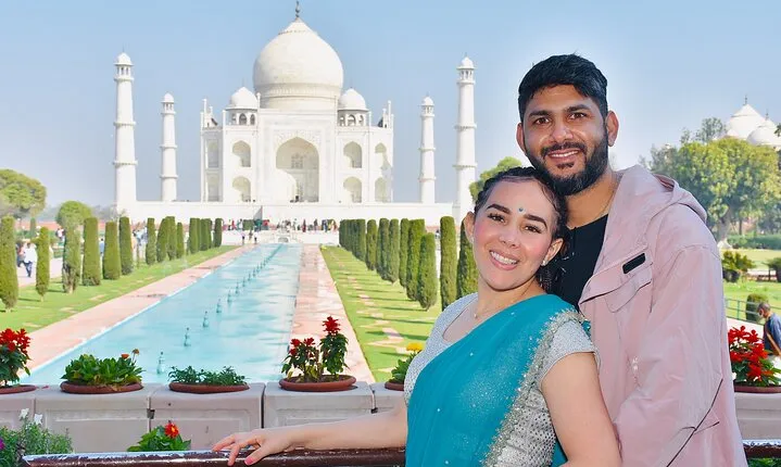 Taj Mahal at Sunrise and Agra Day Private Tour from Delhi