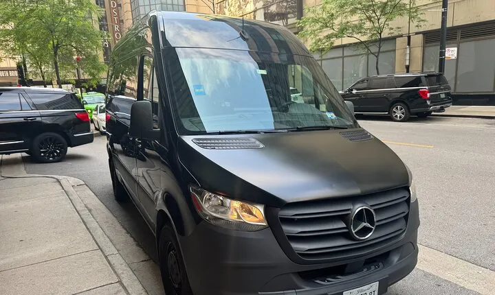 Group Van Transfers from Chicago O'Hare and Midway Airports