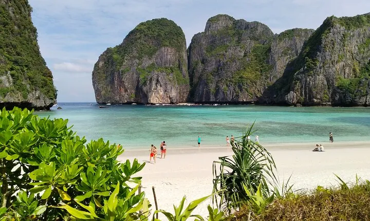 Phi Phi Snorkeling Early Day Trip, Speedboat - Phuket Sail Tours