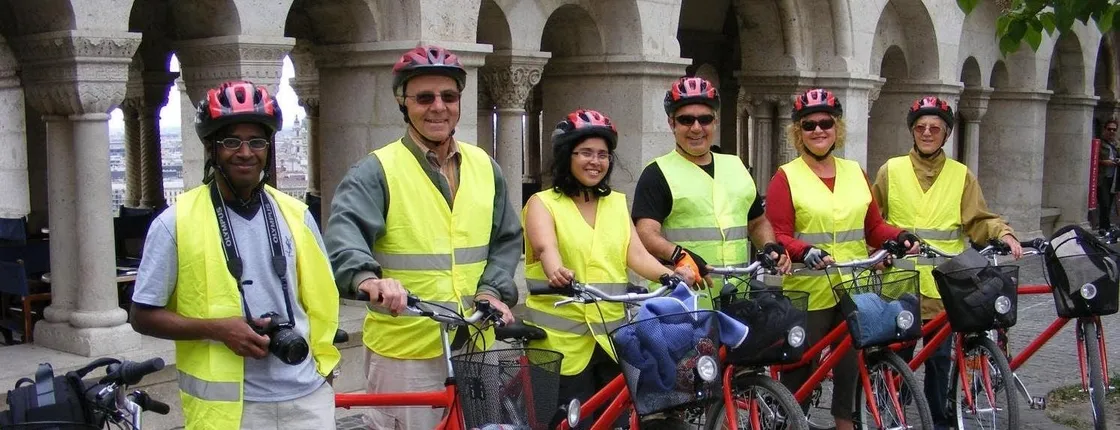 Guided City Tour by Bike in Budapest