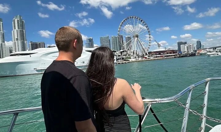 Miami Train Adventure from Orlando & Boat; plus Beach or Bus Tour
