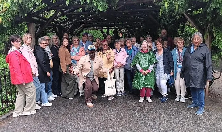 NYC STEP ON TOUR GUIDES | Your Bus Our Tour Guide