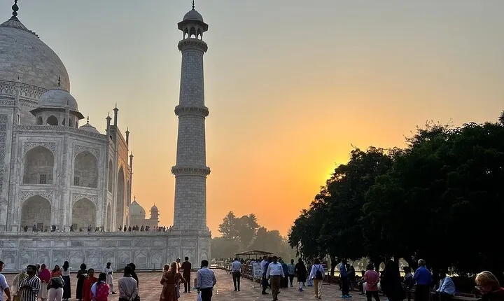 Early Morning Agra Tour