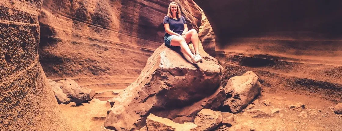 Full-day tour of the Red Canyon