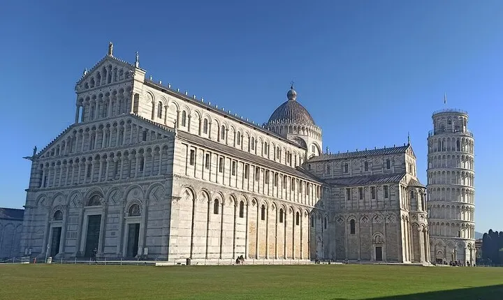 PRIVATE TOUR: Pisa & Chianti in one day with Lunch and Wine tasting Experience