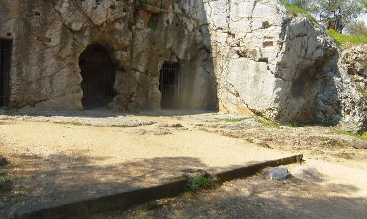 Athens Riverside: A Journey in Mythical Athens