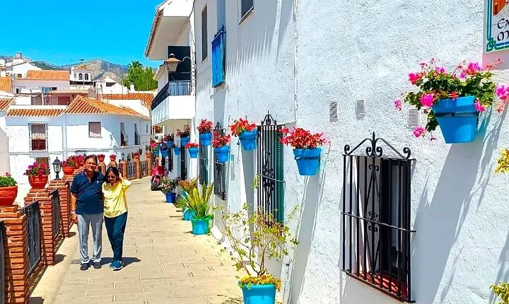 Mijas Pueblo: private walking tour by Tours in Malaga