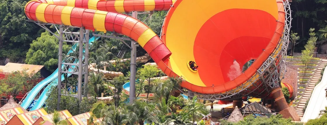 Sunway Lagoon Theme Park ticket with round-trip hotel transfer