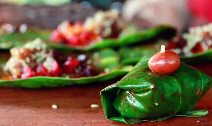 Delhi Night food and Walk tour on Private Basis