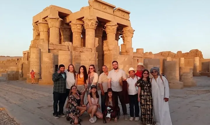 Amazing 2 Nights Nile Cruise From Aswan To Luxor including Tours and Abu Simbel