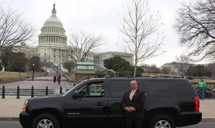 Private Multilingual DC City Tour (Spanish, Portuguese, English)