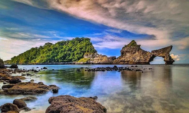 All Inclusive : One Day Nusa Penida Island West & East Part.