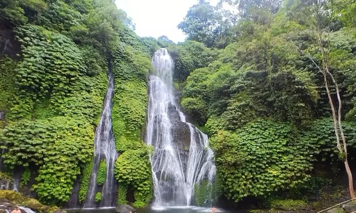 Banyumala Twin Waterfall and Tanah Lot Sunset Tour