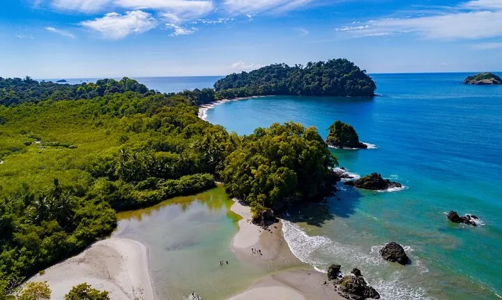 Private transport Monteverde to Manuel Antonio