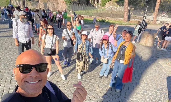 Enjoy an emperor's day in ancient Rome with our live tour