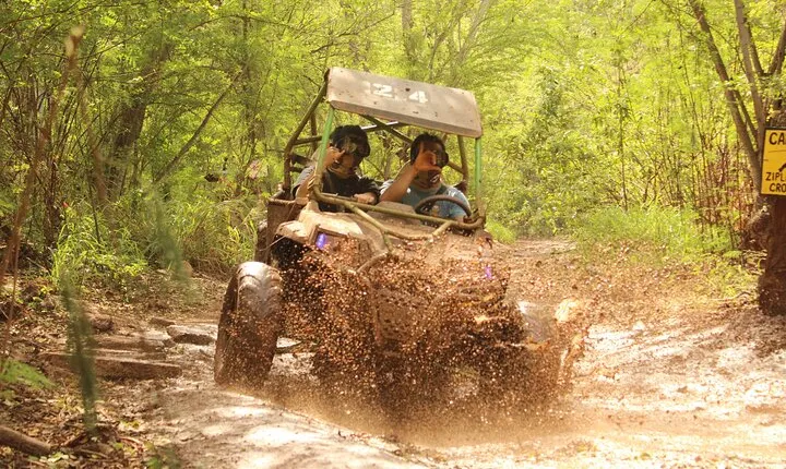Oahu Guided Off-Road ATV Adventure from Waikiki -Round Trip Trans