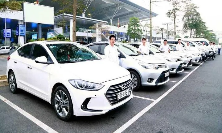 Private Car - Transport From Noi Bai international Airport to Halong Bay