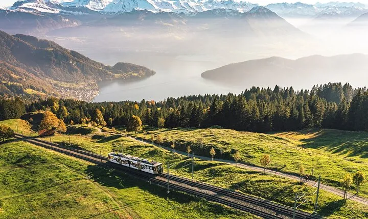 Mt. Rigi Self-Guided Tour: Lake Lucerne Cruise and Mountain Spa