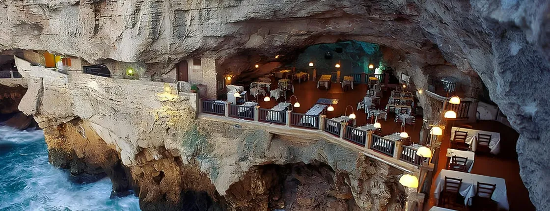 Valle d'Itria, Polignano, Ostuni and Locorotondo audioguided tour
