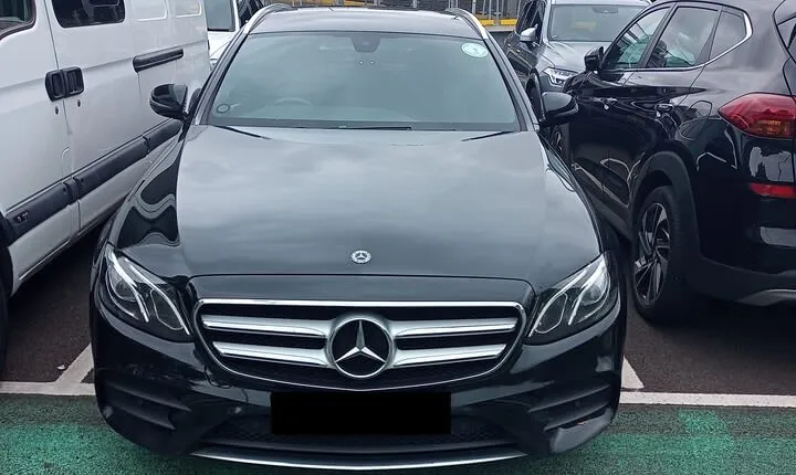 One Way Taxi Transfer - London to Portsmouth Seaport