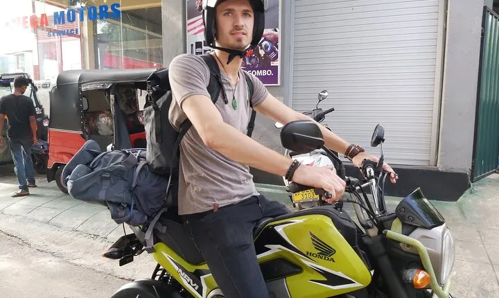 Motorcycle Rental in Negombo