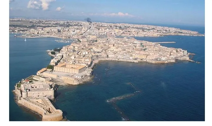 Private Day Tour to Syracuse and Noto